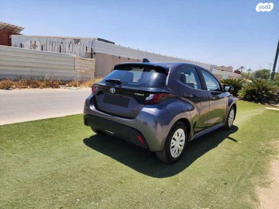 טויוטה יאריס הייבריד Eco אוט' 1.5 (92 כ"ס) בנזין 2020 למכירה בבאר שבע