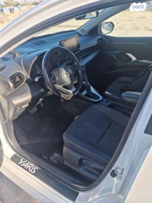 טויוטה יאריס הייבריד Style אוט' 1.5 (92 כ"ס) בנזין 2021 למכירה בבאר שבע