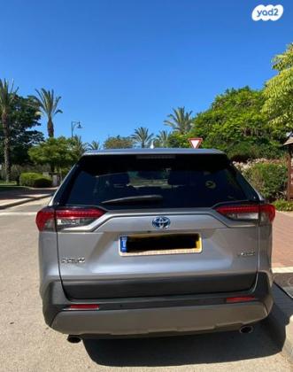 טויוטה RAV4 הייבריד E-xperience הייבריד 5 דל' אוט' 2.5 (178 כ''ס) בנזין 2019 למכירה בבת חן