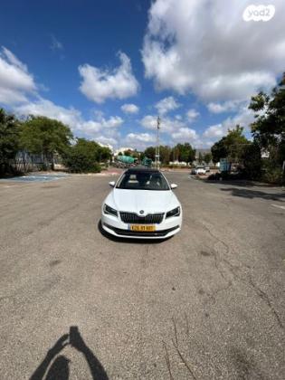 סקודה סופרב (עד 2019) 4X4 L&K אוט' 2.0 (280 כ"ס) בנזין 2019 למכירה בראשון לציון