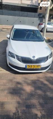 סקודה אוקטביה Style אוט' 1.0 5 דל' (115 כ''ס) בנזין 2017 למכירה בחיפה