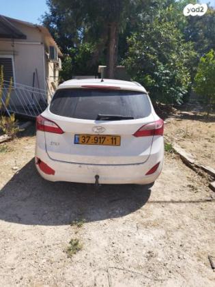 יונדאי i30 Inspire סטיישן אוט' 1.6 (135 כ"ס) בנזין 2013 למכירה בבית אלעזרי