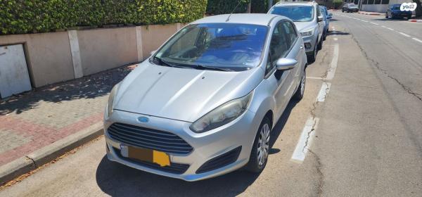 פורד פיאסטה Trend אוט' 1.6 (105 כ"ס) בנזין 2013 למכירה בראש העין
