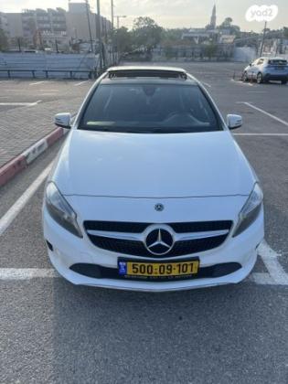 מרצדס A-Class A180 Style Plus אוט' 1.6 (122 כ"ס) בנזין 2018 למכירה בגבעתיים
