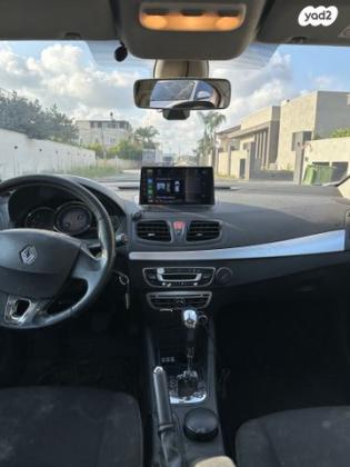 רנו פלואנס Ambiance אוט' דיזל 1.5 (110 כ''ס) דיזל 2015 למכירה בטירה