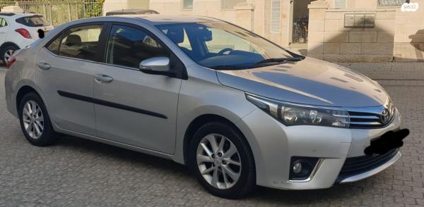 טויוטה קורולה GLI-FL אוט' 1.6 (132 כ''ס) [2013-2016] בנזין 2013 למכירה בחיפה