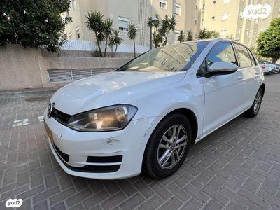 פולקסווגן גולף Trendline אוט' 5 דל' 1.4 (122 כ"ס) [2013-2015] בנזין 2013 למכירה בכפר סבא