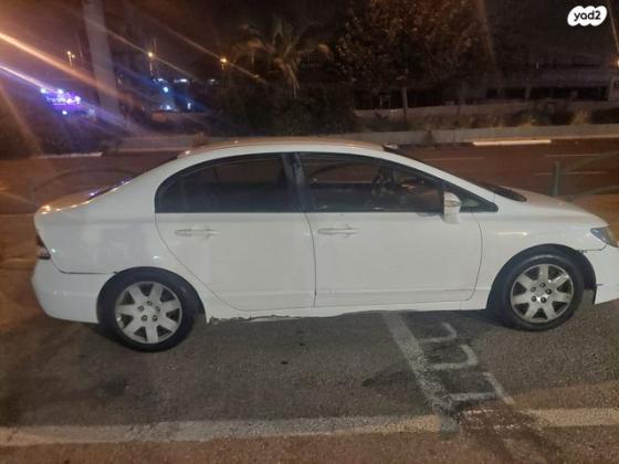 הונדה סיוויק סדאן החדשה Comfort אוט' 1.8 (140 כ''ס) בנזין 2010 למכירה בעכו