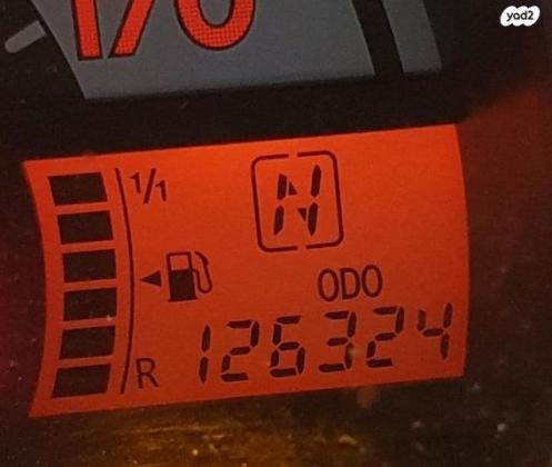 פיג'ו 107 Trendy אוט' 1.0 (70 כ''ס) בנזין 2011 למכירה ביבנה