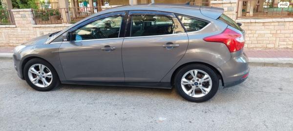 פורד פוקוס Sport הצ'בק אוט' 1.6 (125 כ"ס) בנזין 2012 למכירה בבית דגן