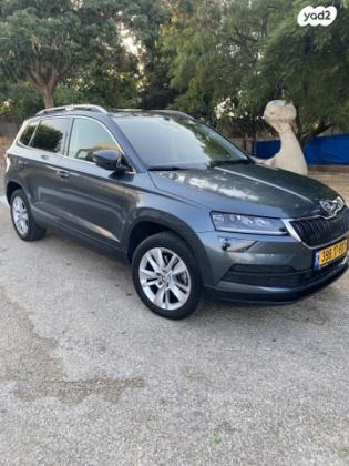 סקודה קארוק Style אוט' 1.0 (115 כ''ס) בנזין 2018 למכירה ברמת גן