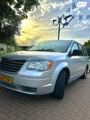 קרייזלר גראנד וויאג'ר LX אוט' 7 מק' 3.8 (193 כ''ס) בנזין 2009 למכירה בניר גלים