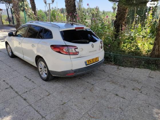 רנו מגאן אסטייט/ גראנד טור Expression אוט' דיזל 1.5 (110 כ''ס) דיזל 2015 למכירה בעומר