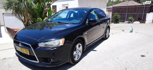 מיצובישי לנסר ספורטבק Sport אוט' 5 דל' 1.8 (140 כ"ס) בנזין 2009 למכירה בפתח תקווה