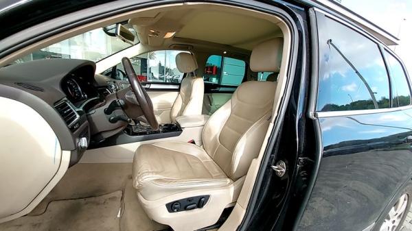 פולקסווגן טוארג 4X4 Luxury אוט' 3.6 (280 כ''ס) בנזין 2012 למכירה ב