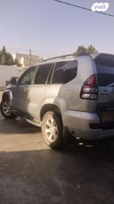 טויוטה לנד קרוזר ארוך 4X4 Luxury אוט' 8 מק' 4.0 (250 כ''ס) בנזין 2006 למכירה בחורה