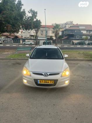 יונדאי i30 Supreme אוט' 2.0 (143 כ''ס) בנזין 2010 למכירה בבאר יעקב