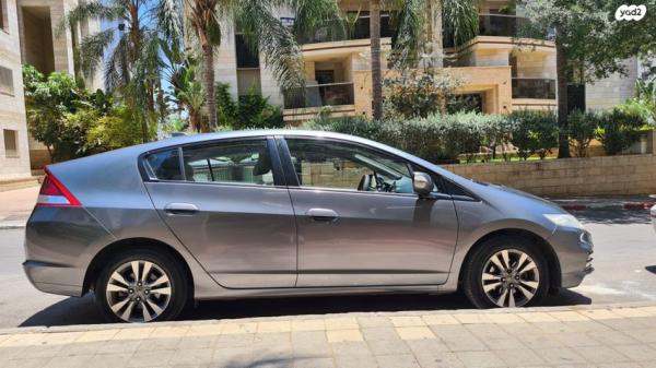 הונדה אינסייט Comfort הייבריד אוט' 1.3 (88 כ''ס) בנזין 2014 למכירה בקרית אונו