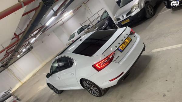 סקודה סופרב (עד 2019) 4X4 L&K אוט' 2.0 (280 כ"ס) בנזין 2016 למכירה בלוד