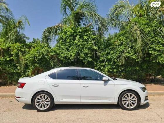 סקודה סופרב (2019 ואילך) Style FL אוט' 2.0 (190 כ''ס) בנזין 2022 למכירה באשדות יעקב איחוד