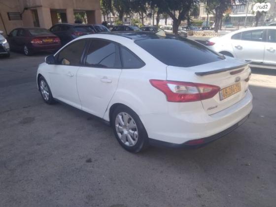 פורד פוקוס Trend סדאן אוט' 1.6 (125 כ"ס) בנזין 2012 למכירה ברהט
