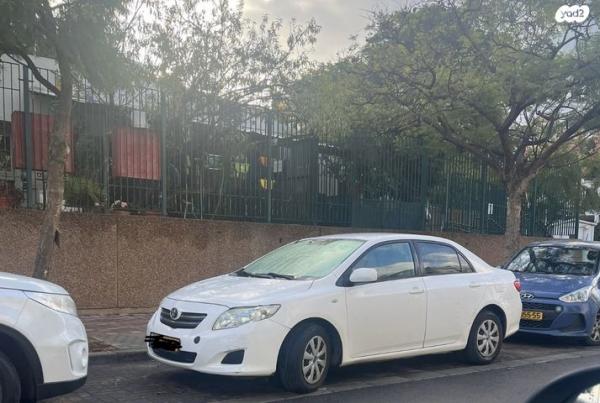 טויוטה קורולה GLI אוט' 1.6 (124 כ''ס) בנזין 2009 למכירה ברעננה