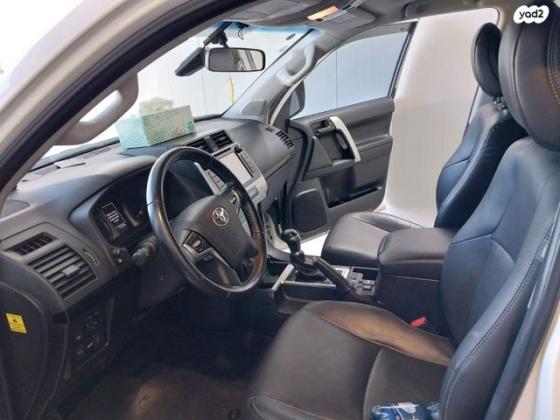 טויוטה לנד קרוזר קצר 4X4 Luxury אוט' דיזל 2.8 (177 כ"ס) דיזל 2019 למכירה בקרית גת