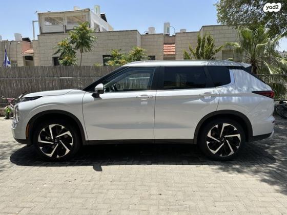 מיצובישי אאוטלנדר Instyle אוט' 7 מק' 2.5 (181 כ"ס) בנזין 2021 למכירה ברמות