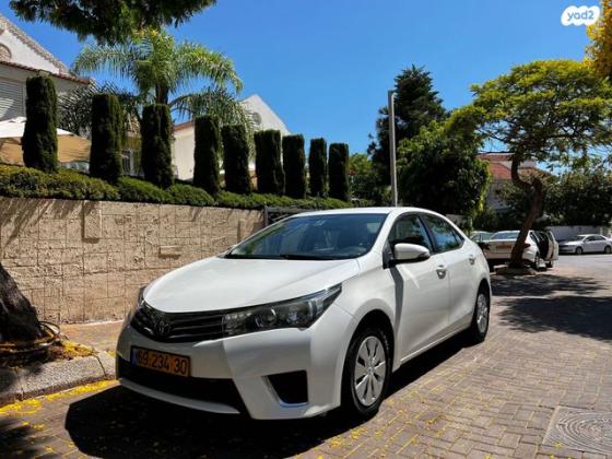טויוטה קורולה Sun אוט' 1.6 (132 כ"ס) בנזין 2014 למכירה בנתניה
