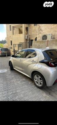 טויוטה יאריס Sky אוט' 1.5 (125 כ"ס) בנזין 2021 למכירה בירושלים