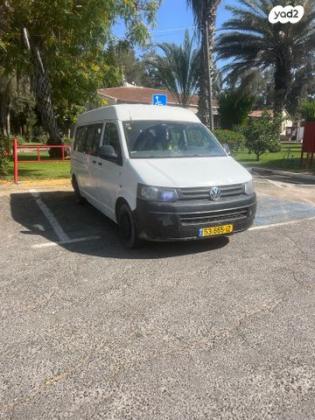 פולקסווגן טרנספורטר מסחרי/נוסעים Kombi ארוך אוט' דיזל 2 מק' 3 דל' 2.0 (140 כ"ס) דיזל 2013 למכירה בכפר סבא