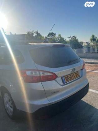 פורד פוקוס Trend סטיישן אוט' 1.6 (125 כ''ס) בנזין 2012 למכירה בראש העין