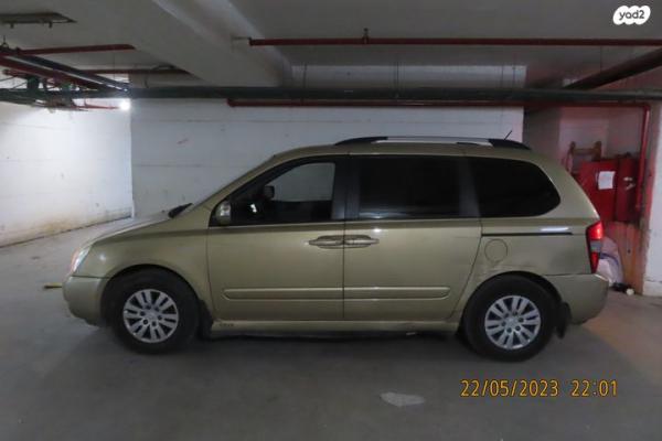 קיה קרניבל LX אוט' 7 מק' 2.7 (189 כ''ס) בנזין 2011 למכירה בירושלים