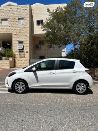 טויוטה יאריס Sol אוט' 1.5 (112 כ"ס) בנזין 2018 למכירה בחיפה