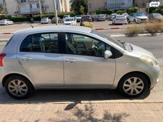 טויוטה יאריס Sol רובוטית 1.3 (87 כ"ס) בנזין 2007 למכירה בחשמונאים