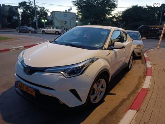 טויוטה C-HR City הייבריד אוט' 1.8 (98 כ"ס) בנזין 2018 למכירה בקרית גת
