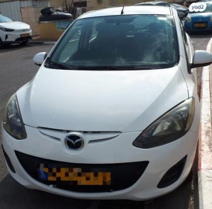 מאזדה H Active אוט' 1.5 (103 כ"ס) בנזין 2011 למכירה ברכסים