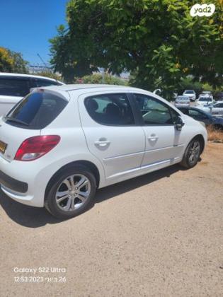 פיג'ו 207 Active אוט' 1.6 (120 כ"ס) בנזין 2011 למכירה בחולון