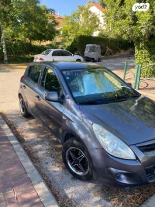 יונדאי i20 Inspire אוט' 1.4 (100 כ"ס) [2009-2015] בנזין 2012 למכירה במודיעין מכבים רעות