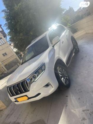 טויוטה לנד קרוזר ארוך Sahara אוט' 7 מק' דיזל 5 דל' 2.8 (204 כ"ס) דיזל 2021 למכירה בנצרת
