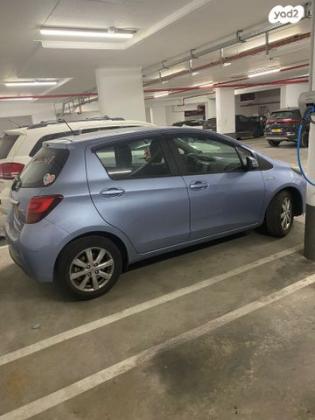 טויוטה יאריס הייבריד Hybrid אוט' 1.5 (74 כ''ס) בנזין 2016 למכירה בראש העין