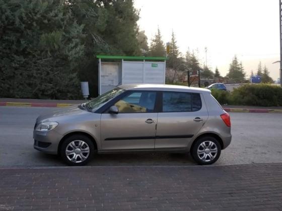 סקודה פאביה Ambiente ידני 1.4 (86 כ''ס) בנזין 2012 למכירה בשילה