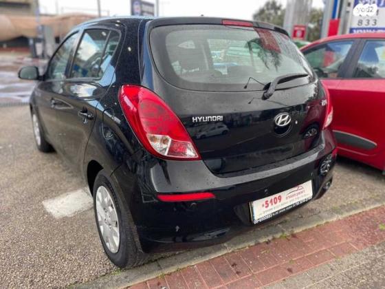 יונדאי i20 Insight אוט' 1.4 (100 כ"ס) בנזין 2012 למכירה בראשון לציון
