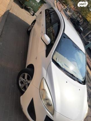 מאזדה F Executive אוט' 2.0 (145 כ"ס) בנזין 2011 למכירה בבאר שבע