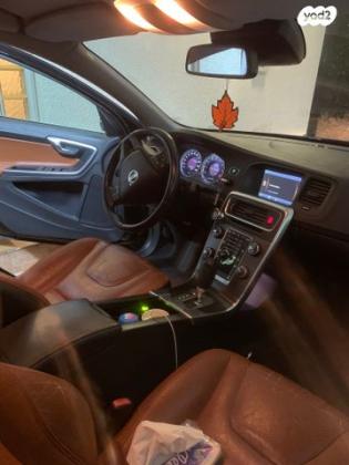 וולוו S60 T4 Kinetic אוט' 1.6 (180 כ''ס) בנזין 2011 למכירה בנתניה