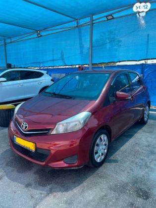 טויוטה יאריס Style אוט' 1.3 (99 כ"ס) בנזין 2014 למכירה בחדרה