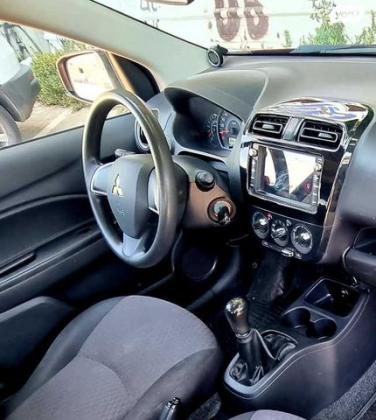 מיצובישי ספייס סטאר Invite ידני 1.0 (71 כ"ס) בנזין 2017 למכירה בנתניה