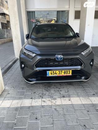 טויוטה RAV4 הייבריד 4X4 E-Motion פלאג-אין אוט' 2.5 (185 כ''ס) היברידי חשמל / בנזין 2023 למכירה בטבריה