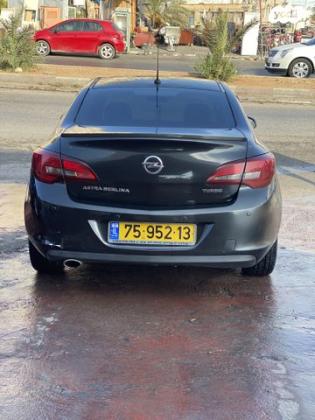 אופל אסטרה Berlina Enjoy סדאן אוט' 1.4 (140 כ"ס) בנזין 2013 למכירה בירושלים