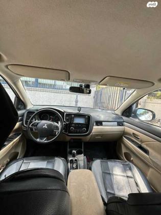 מיצובישי אאוטלנדר Instyle אוט' 7 מק' 2.0 (150 כ"ס) בנזין 2014 למכירה בחדרה